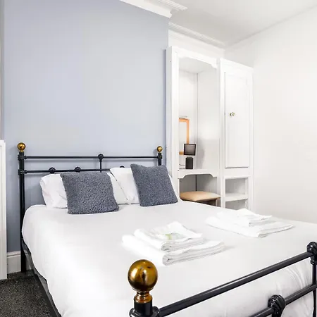 Blencathra Rooms, * Whitby